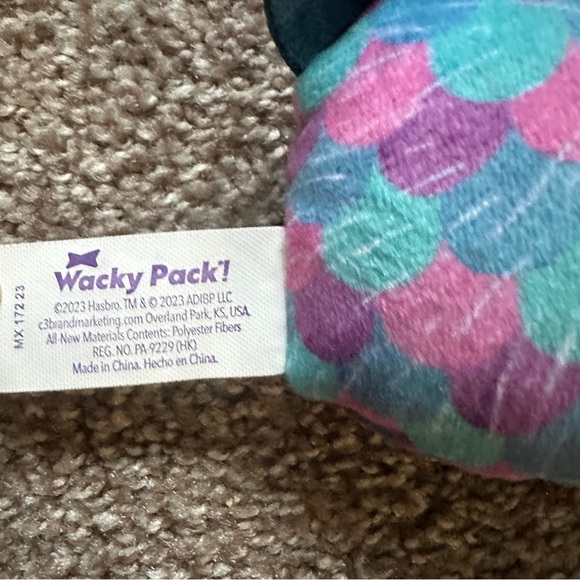 Sonic Furby Wacky Pack Blue Purple Pink Mini Plush Toy Collectible - Picture 5 of 6